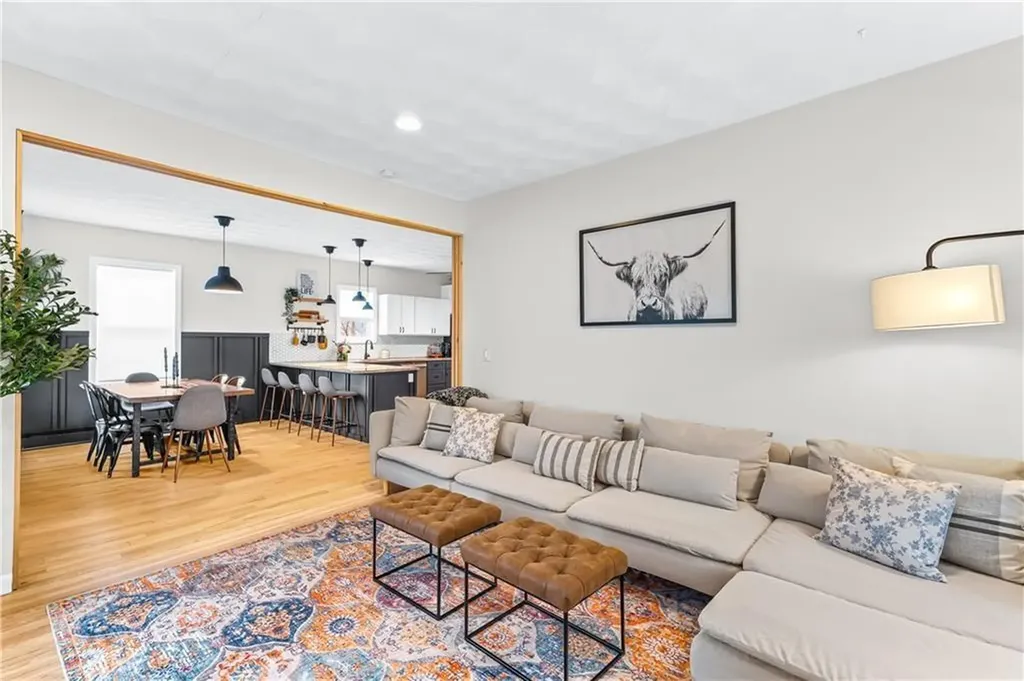 6 Dexter Street Johnston RI 02919