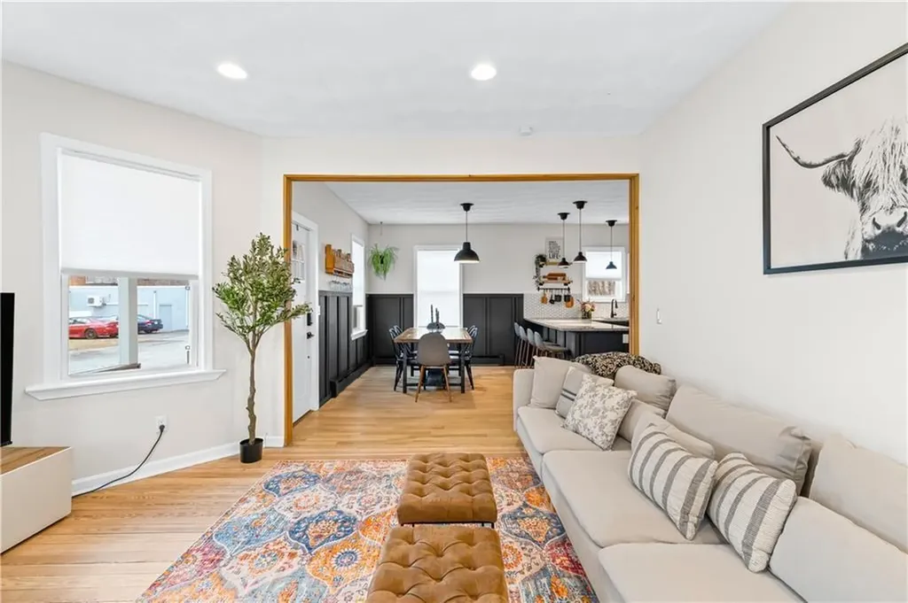 6 Dexter Street Johnston RI 02919
