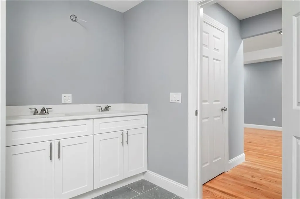 111 Cider Mill Road North Smithfield RI 02895