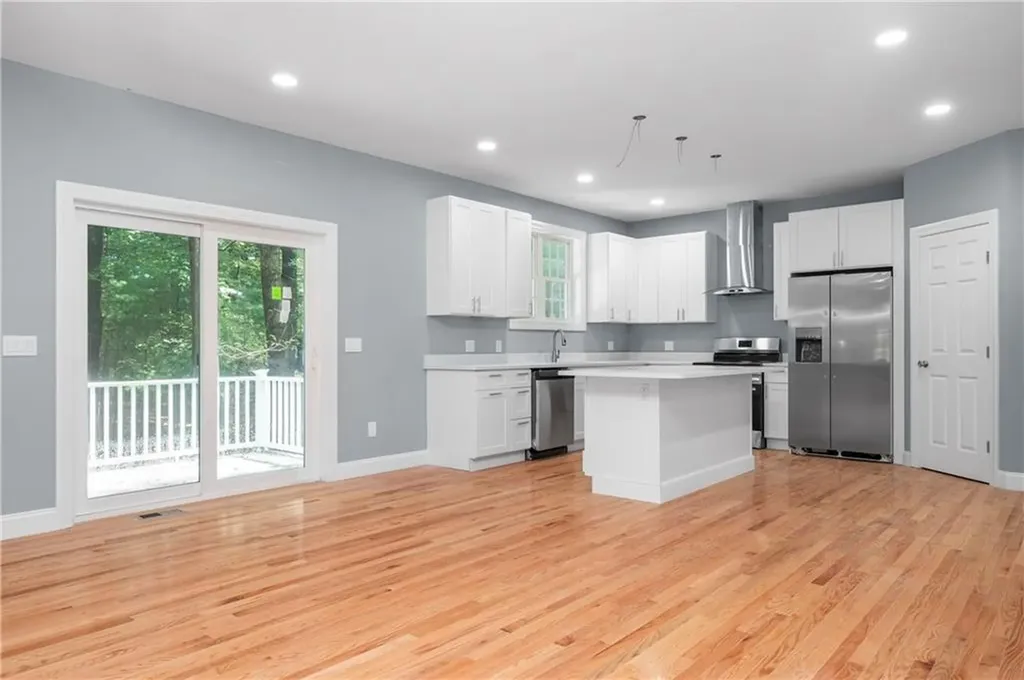 111 Cider Mill Road North Smithfield RI 02895