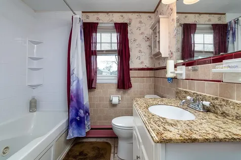 54 Ansonia Road Warwick RI 02889