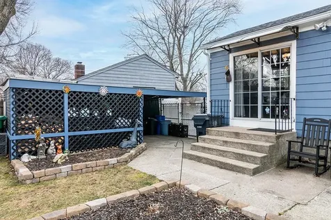 54 Ansonia Road Warwick RI 02889