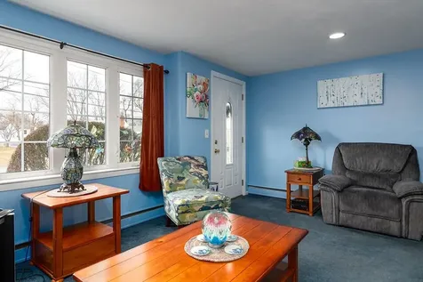 54 Ansonia Road Warwick RI 02889