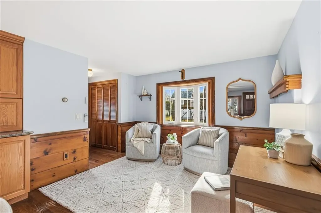 6 Ledge Road Barrington RI 02806