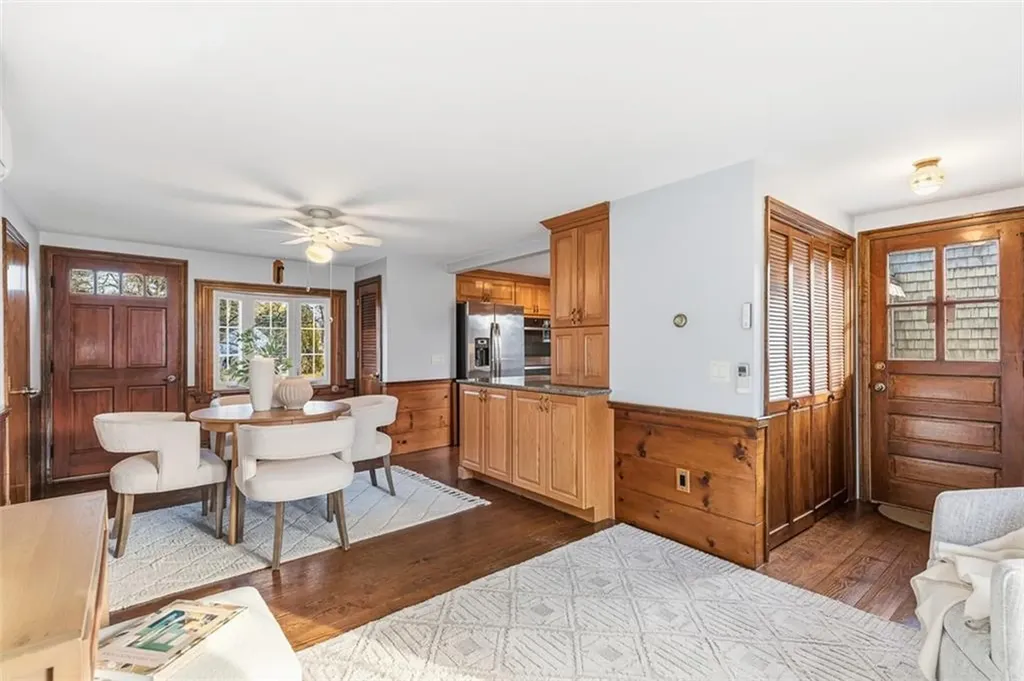 6 Ledge Road Barrington RI 02806