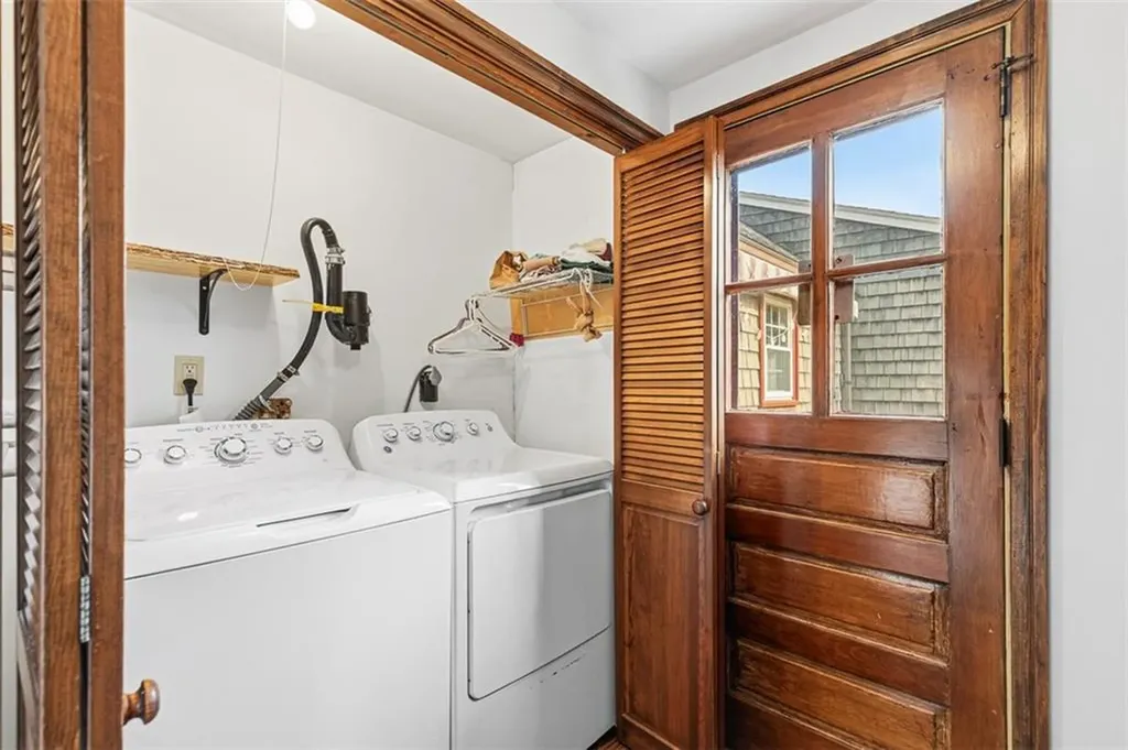 6 Ledge Road Barrington RI 02806