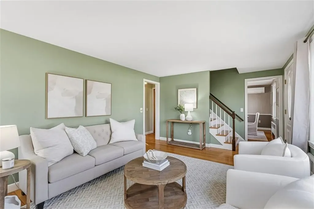 6 Ledge Road Barrington RI 02806