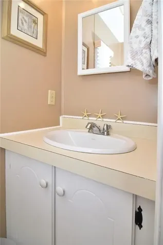 12 Comfort Lane South Kingstown RI 02879