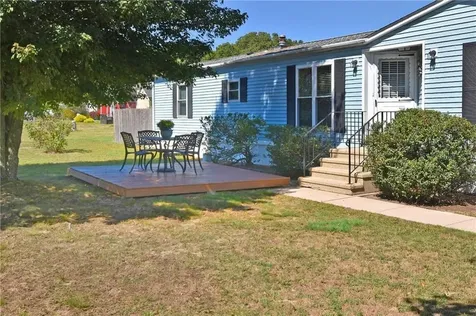 12 Comfort Lane South Kingstown RI 02879
