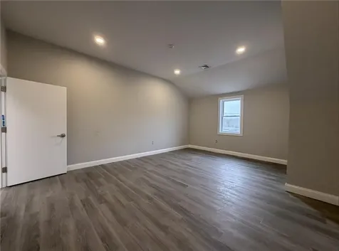 2 Peter Road Bristol RI 02809