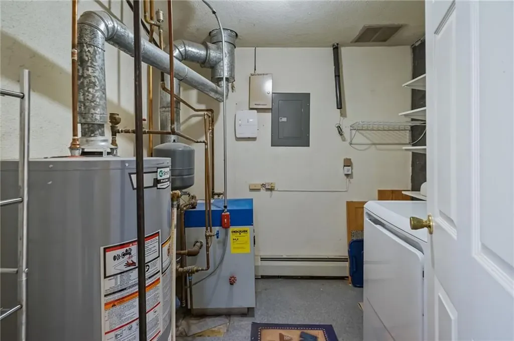 15 Nipmuc Trail North Providence RI 02904