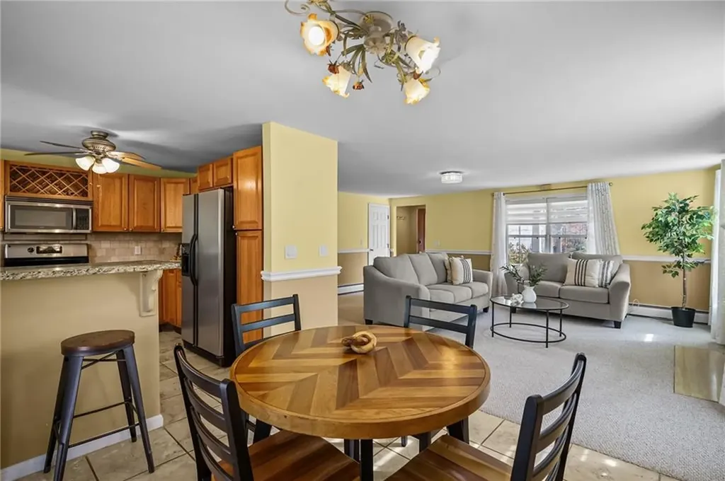 15 Nipmuc Trail North Providence RI 02904