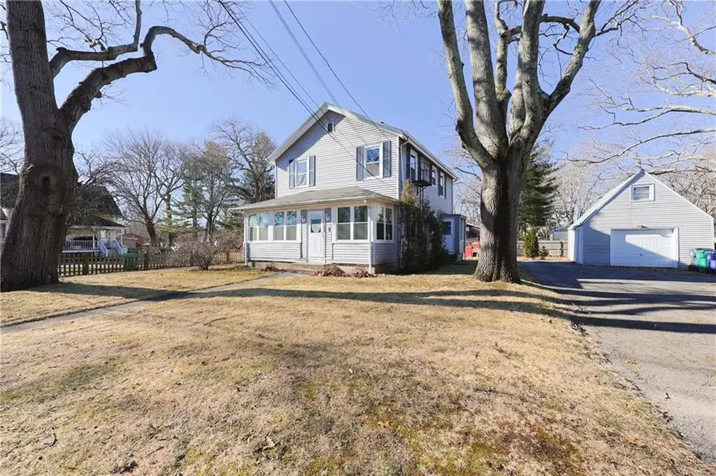 165 Haswill Street Warwick RI 02889