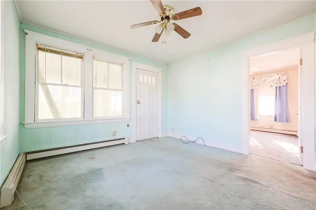 165 Haswill Street Warwick RI 02889