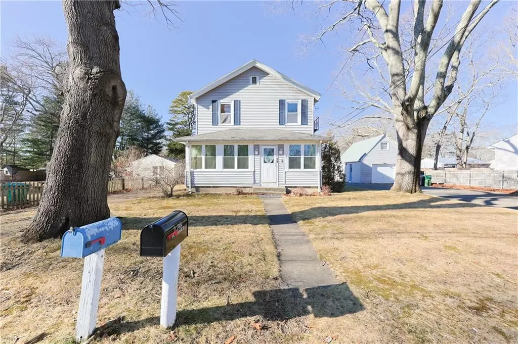 165 Haswill Street Warwick RI 02889