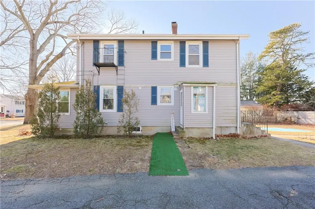 165 Haswill Street Warwick RI 02889