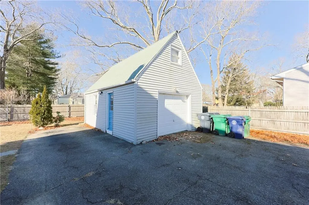 165 Haswill Street Warwick RI 02889