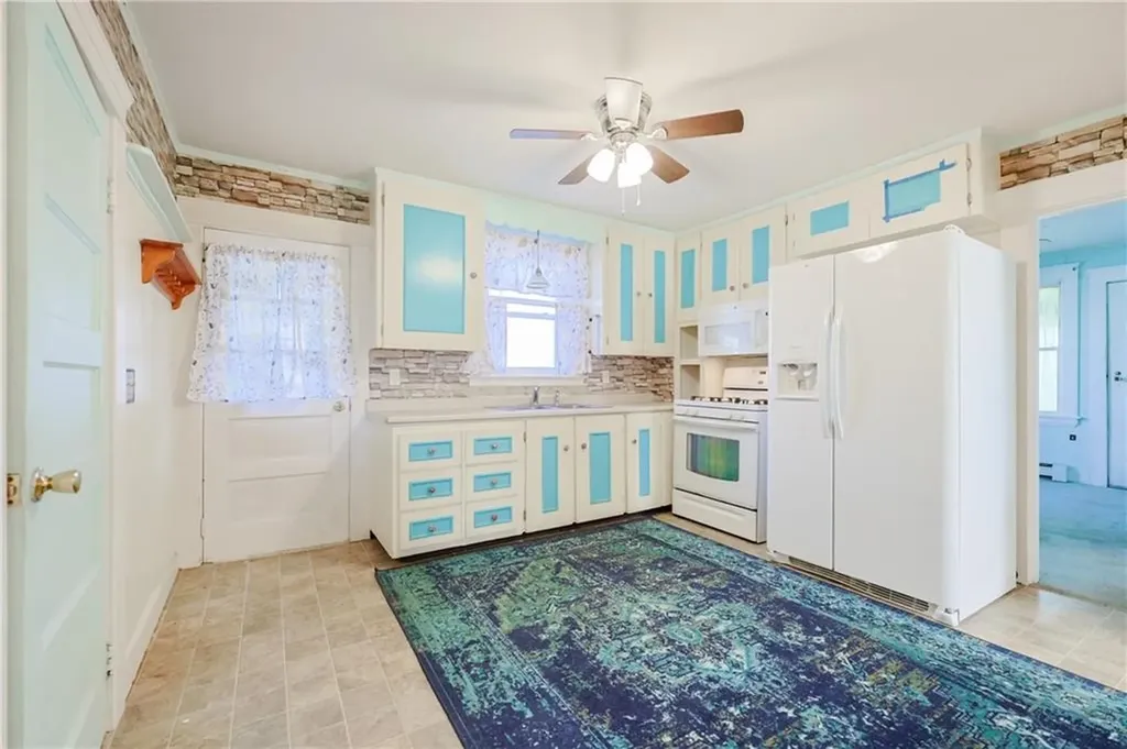 165 Haswill Street Warwick RI 02889