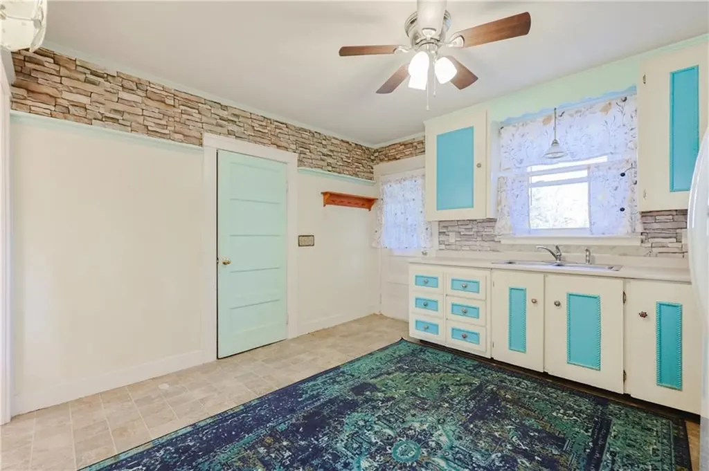 165 Haswill Street Warwick RI 02889