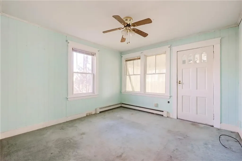 165 Haswill Street Warwick RI 02889