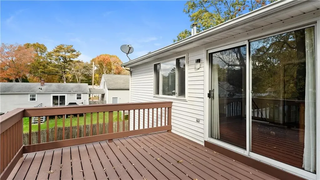 15 Abbott Avenue Warwick RI 02886