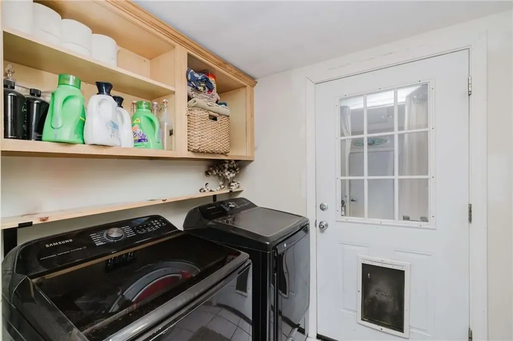 24 Cala Avenue Tiverton RI 02878