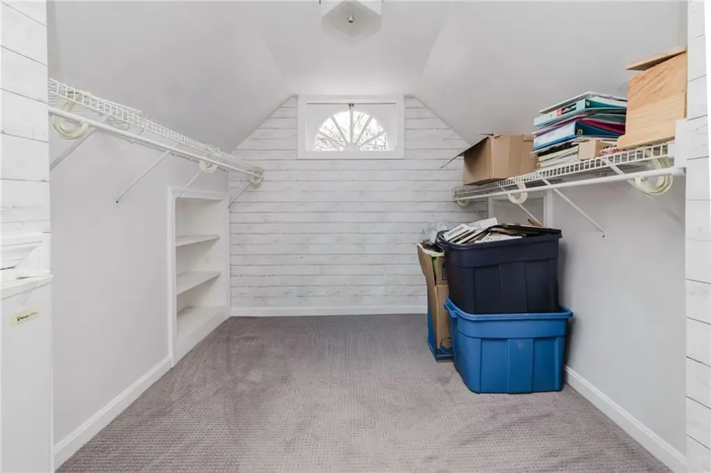 24 Cala Avenue Tiverton RI 02878