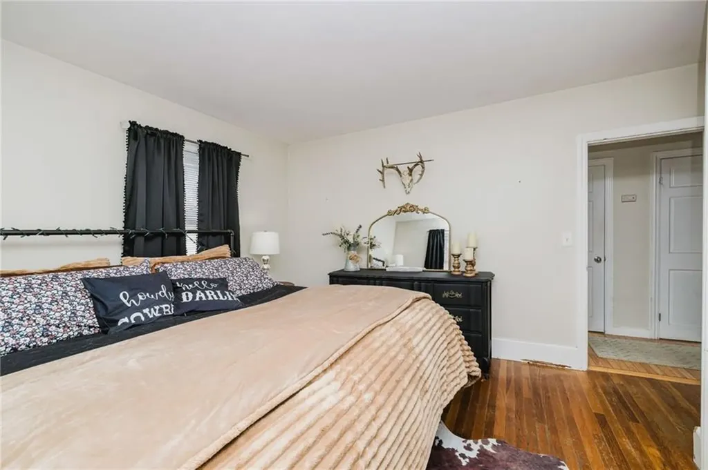 24 Cala Avenue Tiverton RI 02878