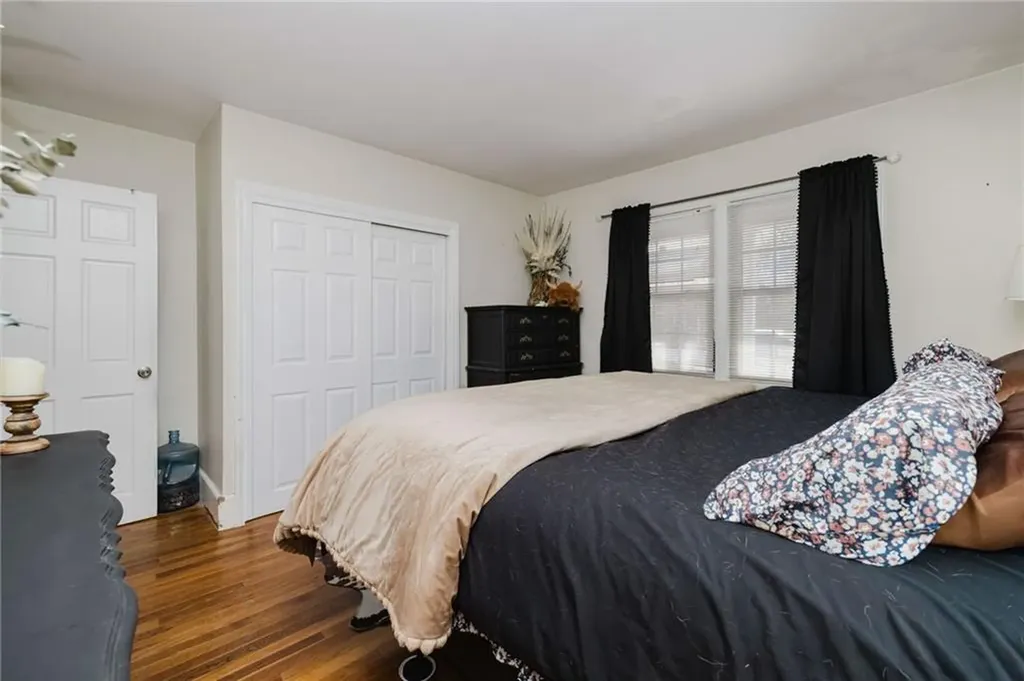 24 Cala Avenue Tiverton RI 02878