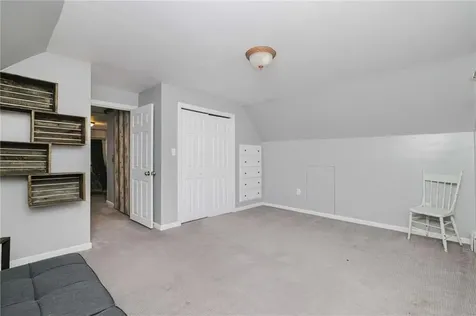 24 Cala Avenue Tiverton RI 02878