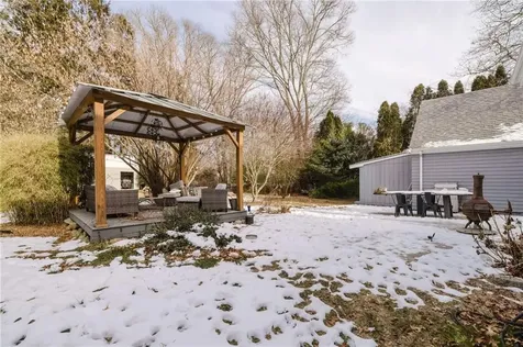 24 Cala Avenue Tiverton RI 02878