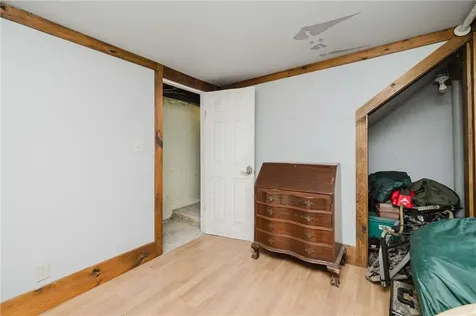 24 Cala Avenue Tiverton RI 02878