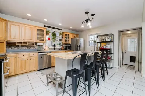 24 Cala Avenue Tiverton RI 02878