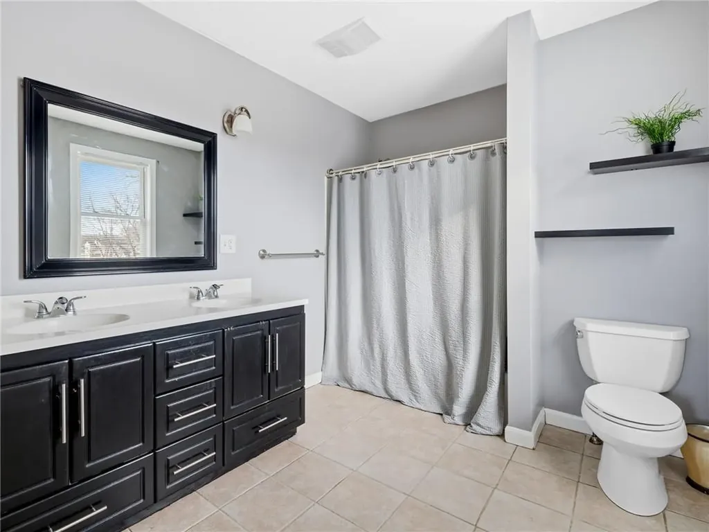 64 Brookdale Boulevard Pawtucket RI 02861