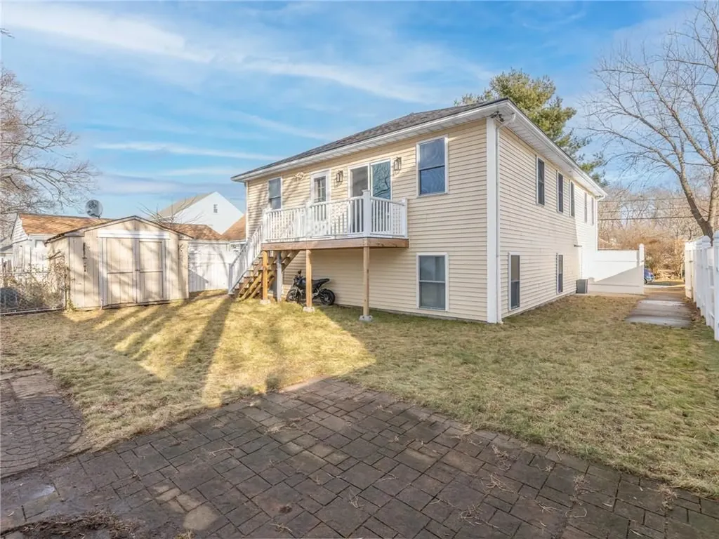 64 Brookdale Boulevard Pawtucket RI 02861