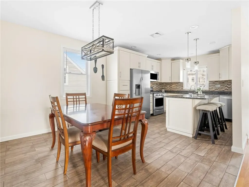 64 Brookdale Boulevard Pawtucket RI 02861