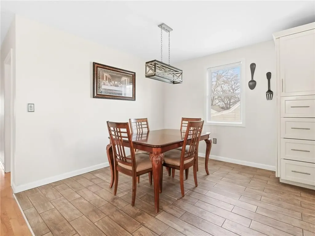 64 Brookdale Boulevard Pawtucket RI 02861