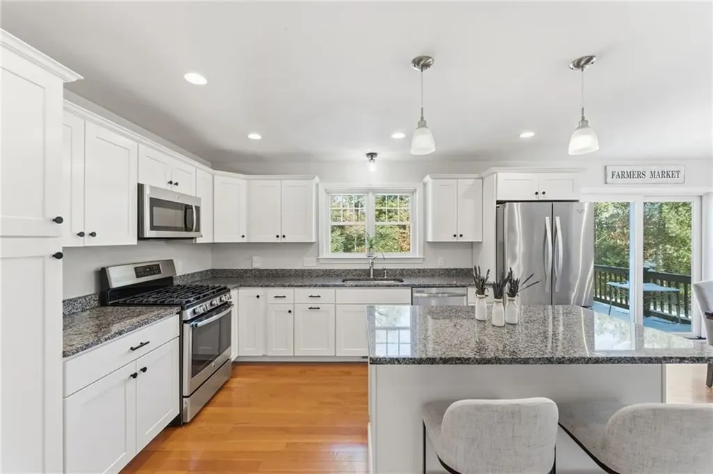 193 James Trail Richmond RI 02892