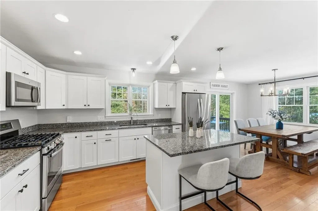 193 James Trail Richmond RI 02892