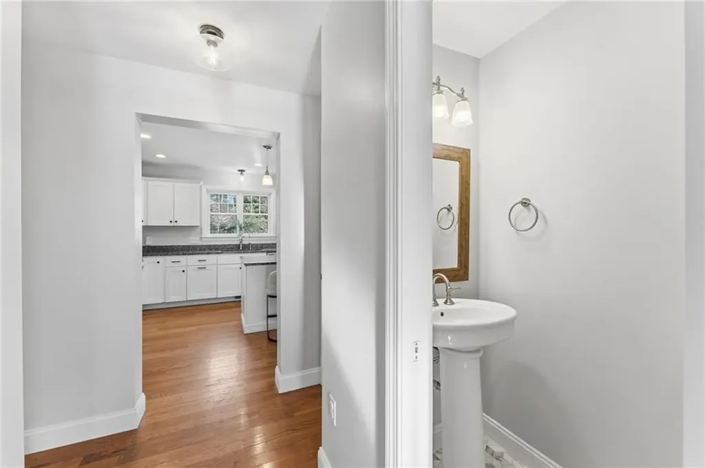 193 James Trail Richmond RI 02892