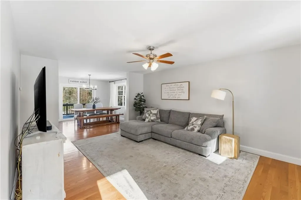 193 James Trail Richmond RI 02892