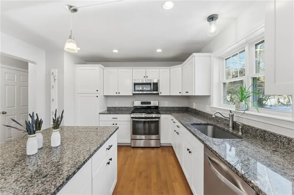 193 James Trail Richmond RI 02892