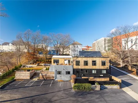 28 Wolcott Street Providence RI 02908