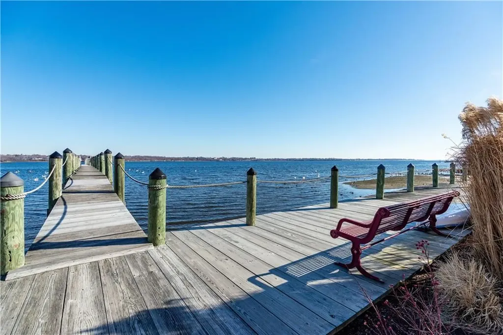 1180 Narragansett Boulevard Cranston RI 02905