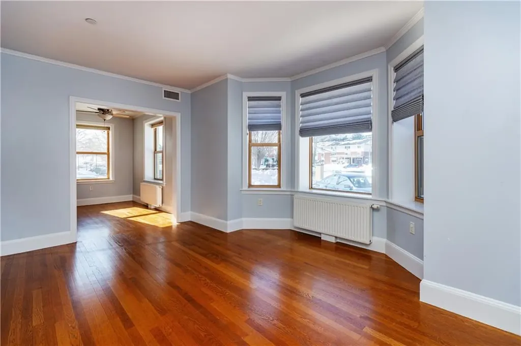 1180 Narragansett Boulevard Cranston RI 02905