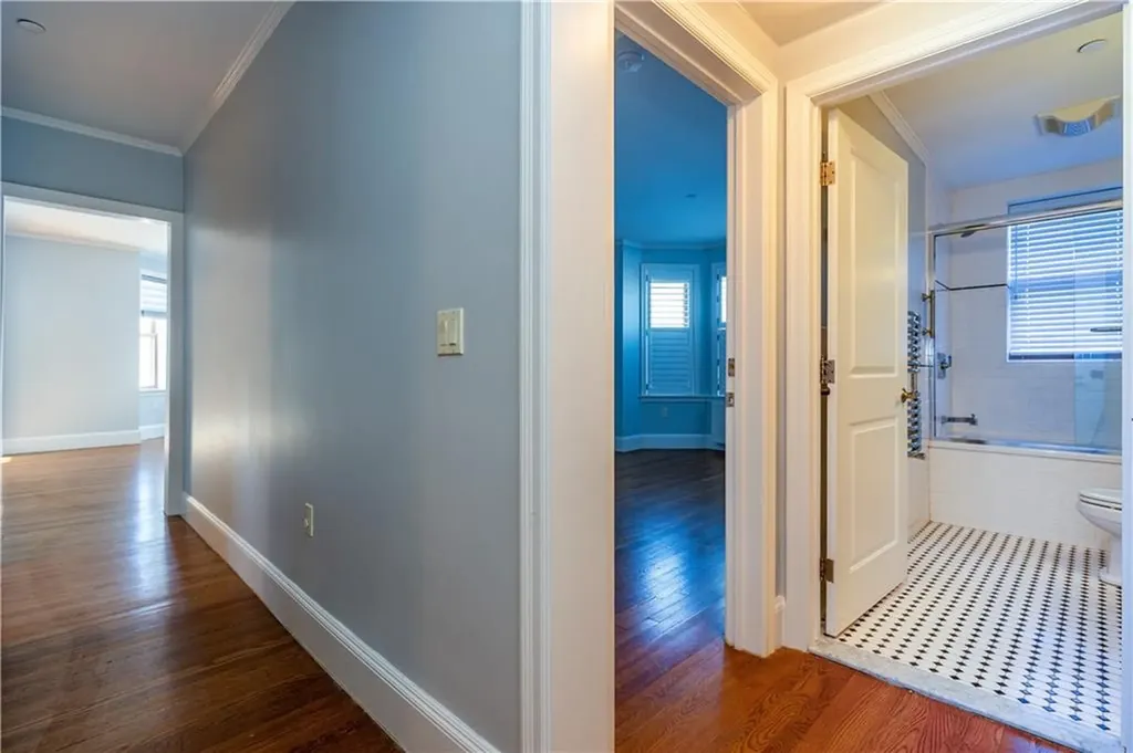 1180 Narragansett Boulevard Cranston RI 02905