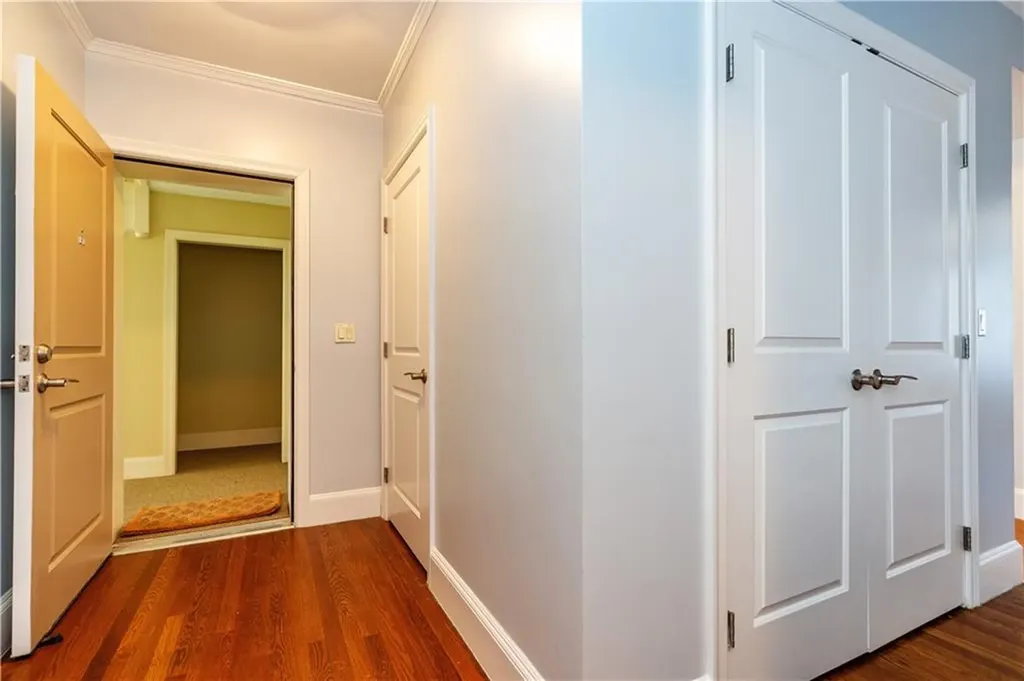 1180 Narragansett Boulevard Cranston RI 02905