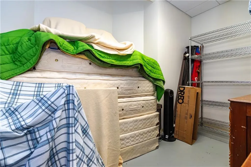 1180 Narragansett Boulevard Cranston RI 02905