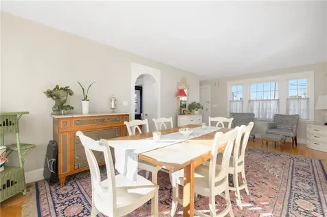 9 White Terrace Middletown RI 02842