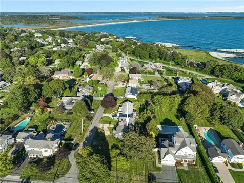 9 White Terrace Middletown RI 02842